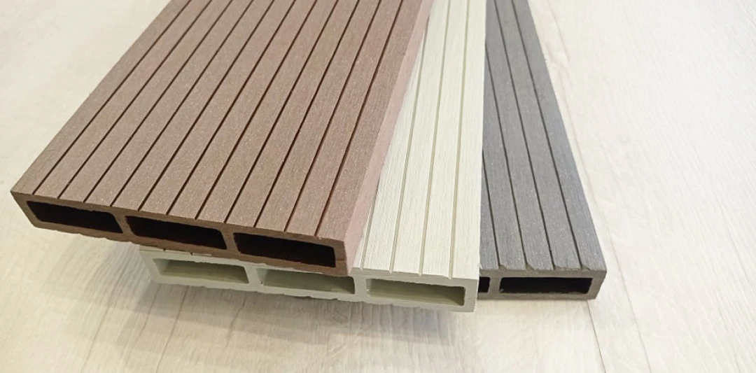 Γκρί περίφραξη WPC 3